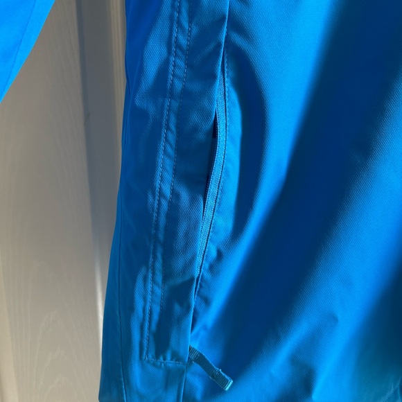 The North Face Blue Jacket - Picture 5 of 16